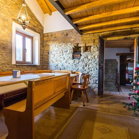 Le Casette Di Laila Farm stay *