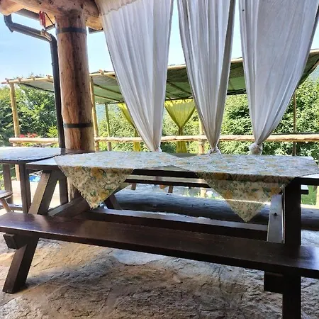 Le Casette Di Laila * Colonno