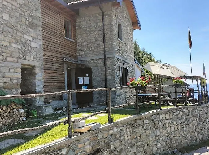 Farm stay Le Casette Di Laila